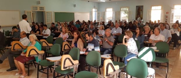 Retiro reúne diáconos permanentes, candidatos ao diaconado e esposas