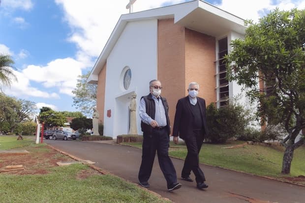 Bispo preside missa no Lar dos Velhinhos e ressalta valor dos idosos para Igreja