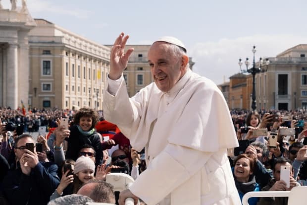 Papa anuncia Encontro Mundial das Famílias inédito, com eventos em cada diocese (vídeo)