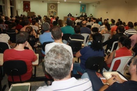 Ano Nacional do Laicato foi tema da aula inaugural do Curso de Teologia