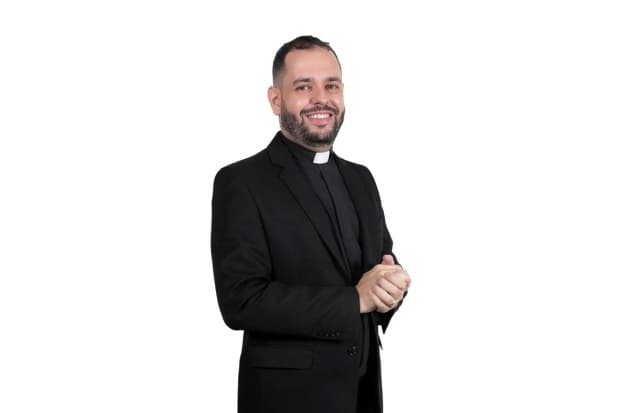 Padre Rodrigo Anholetto toma posse como pároco da Paróquia Menino Jesus de Praga, em Piracicaba