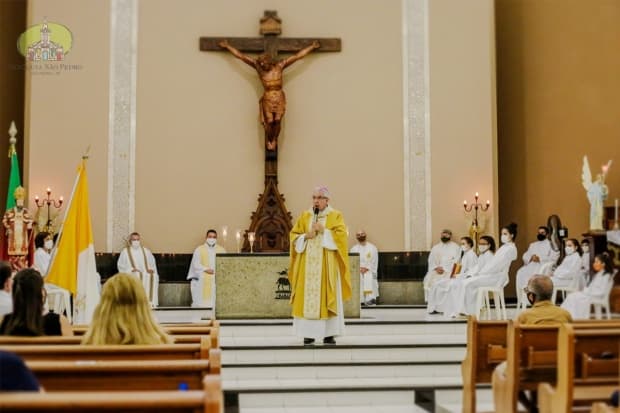 Dom Devair iniciou visitas às paróquias da diocese