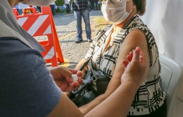 Pastoral da Saúde realiza capacitação on-line sobre importância da vacina e situação da pandemia
