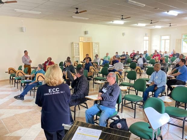 Diocese acolhe 5º Encontro de Diretores Espirituais do ECC do Regional Sul 1