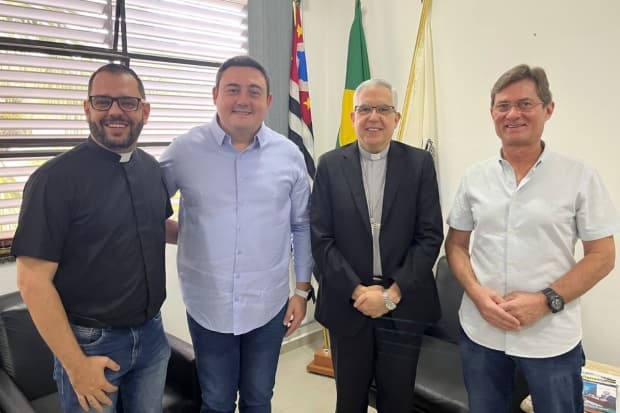 Dom Devair visita prefeitos de Águas de São Pedro e Charqueada e fortalece relações institucionais