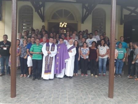 Diocese promoveu retiros para diáconos e candidato ao diaconado permanente e esposas
