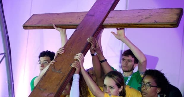 Símbolos da Jornada Mundial da Juventude de 2023 seguem para a Polónia