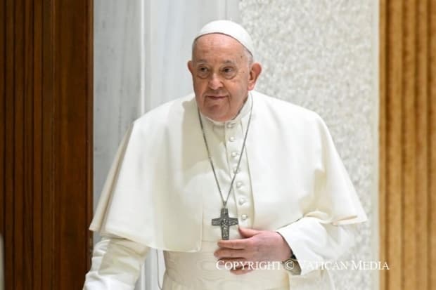 Dia Mundial das Comunicações: que o homem não se torne alimento para os algoritmos, exorta o Papa