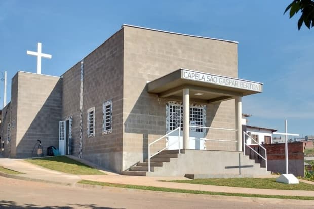 Bispo preside missa e consagração da Capela São Gaspar Bertoni, em Piracicaba