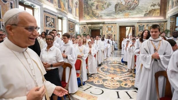 "A celebração da missa salva o mundo hoje", afirma Papa Leão