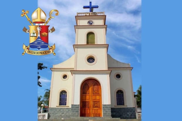 Paróquia Santa Maria recebe visita de Dom Devair