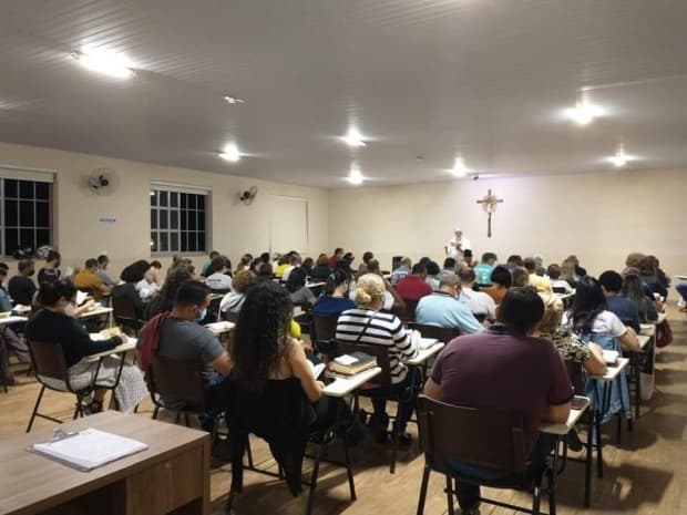 Formação anual para catequistas: encontros ocorreram em todas as regiões pastorais da Diocese