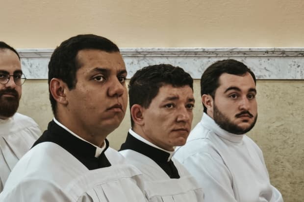 Seminaristas recebem ministérios de Leitor e Acólito em Piracicaba