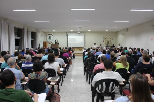 Curso Diocesano de Teologia recebe inscrições para turmas de 2026 em Piracicaba e Santa Bárbara d'Oeste