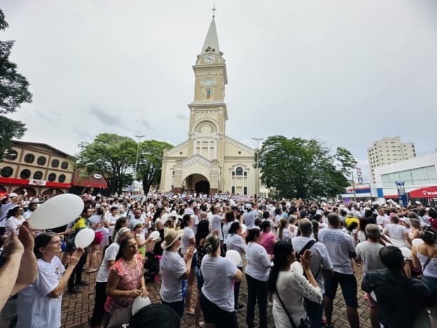 Com Dom Devair e padre José Eduardo, seminário aborda "Defesa da Vida e da Família"