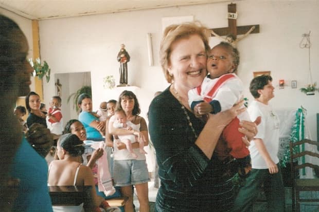 Nome de Zilda Arns é incluído no Livro dos Heróis e Heroínas da Pátria
