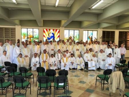 Retiro Espiritual reuniu 71 presbíteros da diocese