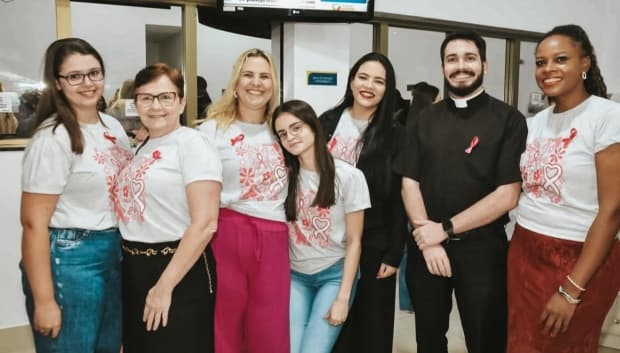 Diocese participa da abertura do Outubro Rosa no Centro do CECAN da Santa Casa de Piracicaba