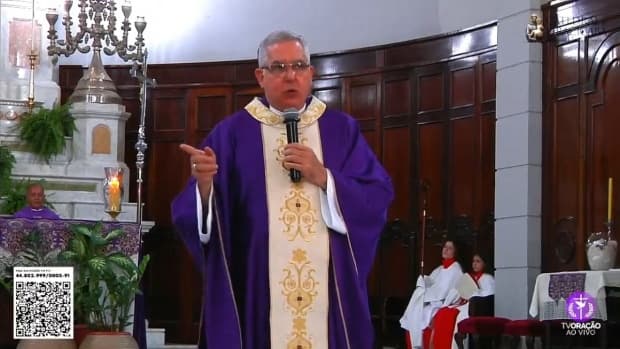 VÍDEO: assista à homilia de Dom Devair durante celebração do 5º Domingo da Quaresma