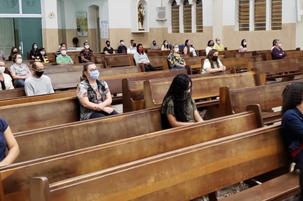 Cidades na Diocese retomam missas presenciais