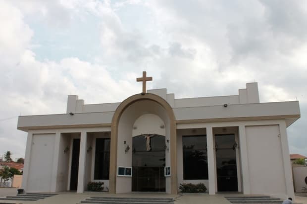 Nossa Senhora dos Prazeres: Dom Devair preside Santa Missa dos 25 anos da paróquia (vídeo)