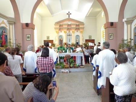 Paróquia Imaculada Conceição de Nova Suíça realiza a 6º Festa do Agricultor