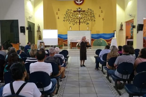 Região Pastoral Rio Claro promove formação sobre Mês Missionário Extraordinário
