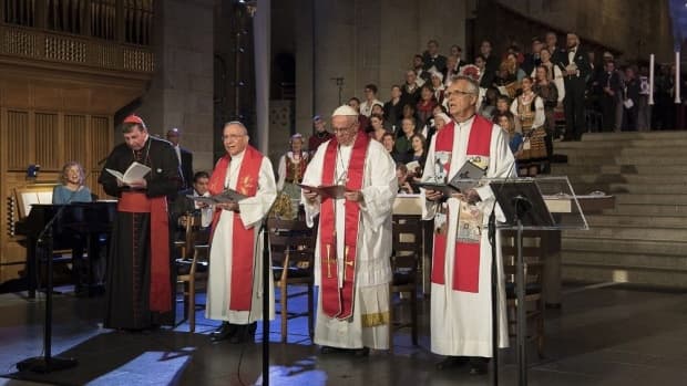 Papa aos luteranos: Jesus nos acompanha no caminho do conflito à comunhão