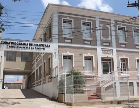 Informe sobre o funcionamento da Cúria diocesana