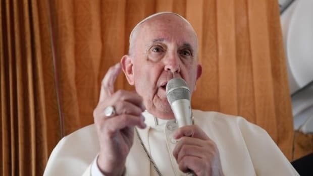 "Nós não aprendemos, estamos apaixonados pelas guerras e pelo espírito de Caim", diz o Papa
