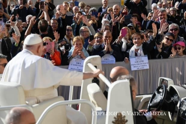 Papa Francisco: Todos são chamados à missão, inclusive os leigos