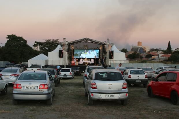 Paróquia Senhor Bom Jesus, em Rio das Pedras, comemora padroeiro com missa por meio de drive-in