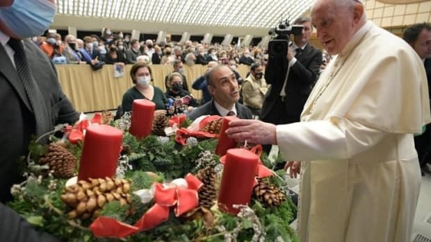 Papa: o Advento nos lembra que a vida humana é uma espera contínua