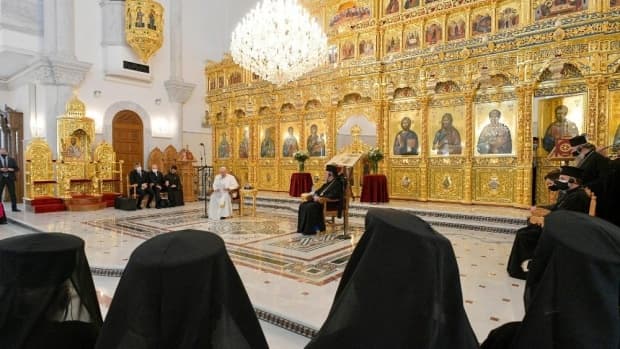 Papa saúda comunidade ortodoxa e pede gestos audazes rumo à comunhão