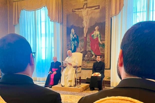 No Vaticano, padre Mateus Kerches participa de audiência com Papa Leão XIV