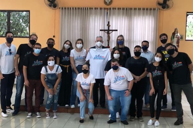 Dom Devair participa de reunião do Setor Juventude da Diocese