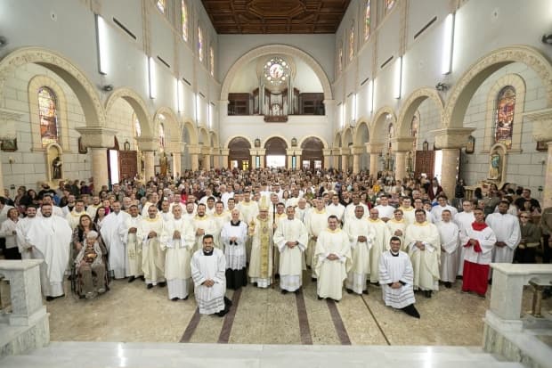 Bispo de Piracicaba anuncia nomeações e transferências de padres e diáconos em 19 paróquias de oito cidades da Diocese