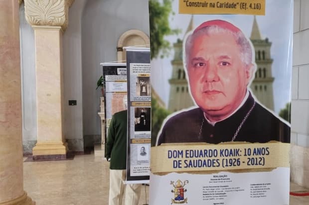 "10 anos de saudades": Diocese recorda uma década do falecimento de Dom Eduardo Koaik com missa e exposição na Catedral