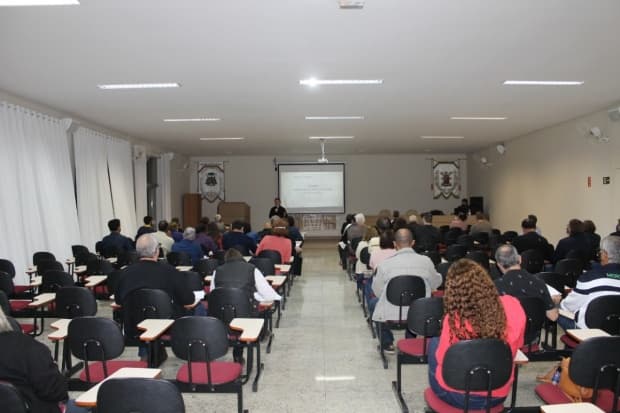 Curso de Teologia da Diocese terá aula inaugural com bispo Dom Devair