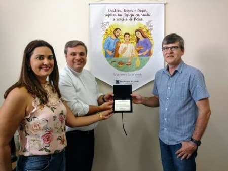 Fatec Piracicaba entrega homenagem à Diocese de Piracicaba