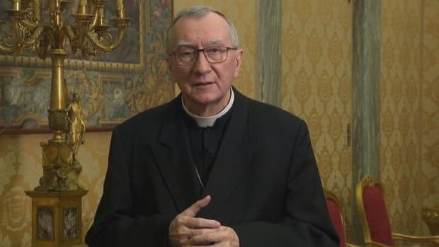 Guerra na Europa parece reavivar macabras saudades totalitárias, diz Pietro Parolin