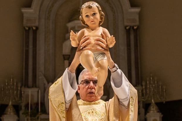 Na Catedral, bispo Dom Devair celebrará missas da Vigília de Natal e na véspera de Ano Novo