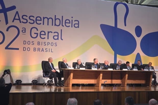Em comunhão eclesial, 56 bispos paulistas participam da Assembleia Geral do episcopado brasileiro