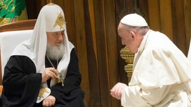 Papa escreve ao patriarca Ortodoxo de Moscou pedindo intervenção pela paz