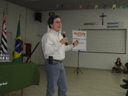 Escola de Pais promove 20º Seminário Regional