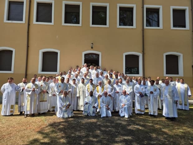 Padres da Diocese de Piracicaba participam do Retiro Anual do Clero em Itaicí