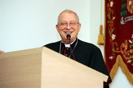 "Em tudo dai graças..." Diocese agradece a Deus pelos 74 anos de Dom Fernando Mason