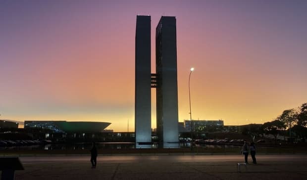 Projeto para derrubar regras do chamado "aborto legal" avança na Câmara